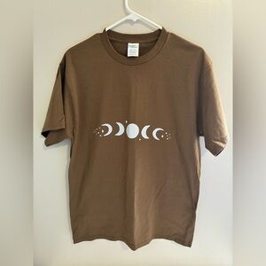 Moon Brown & Gray Brown Tee Shirt Medium